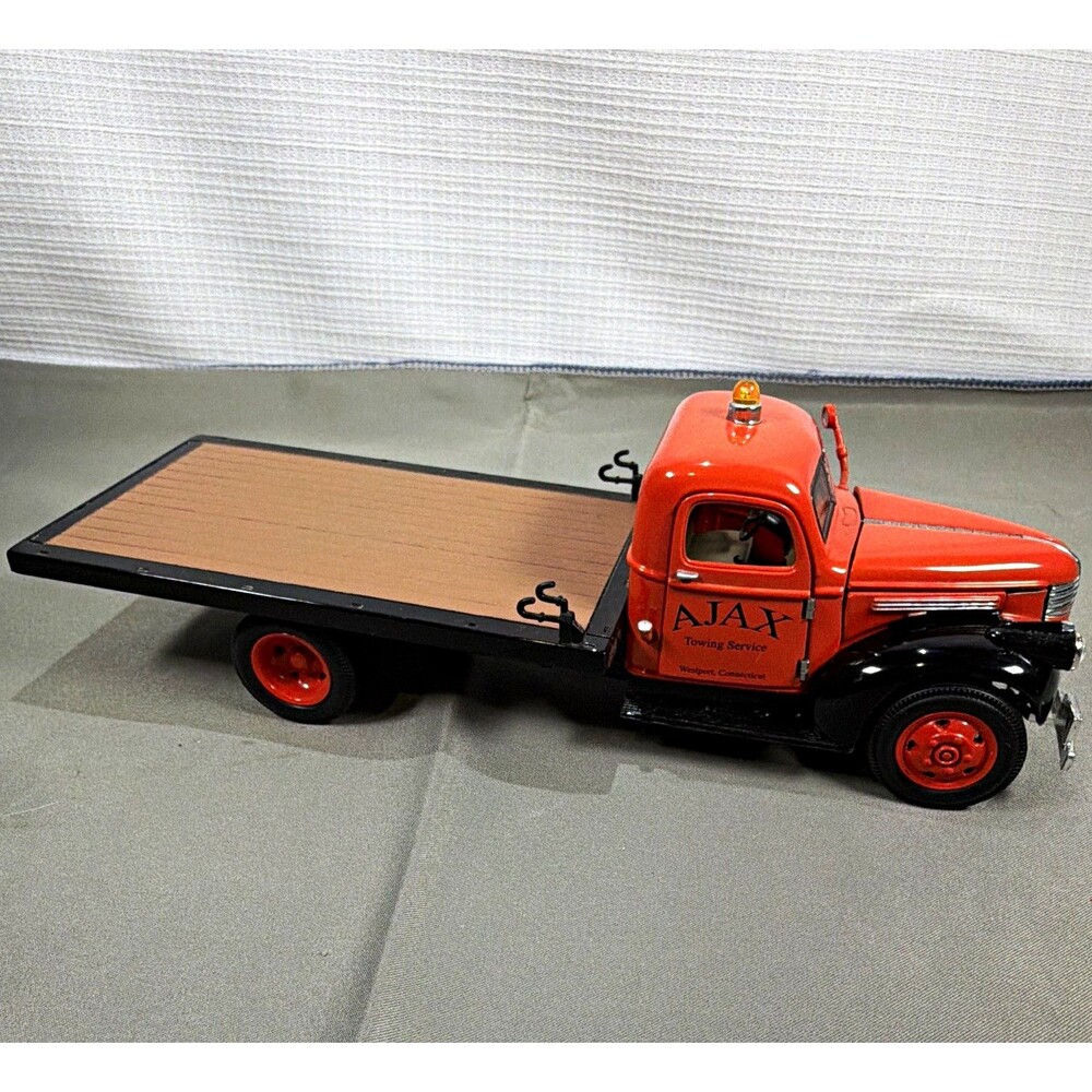 1941 Chevy Flatbed Truck "Ajax Towing" 1:32 National Motor Museum Mint No Box